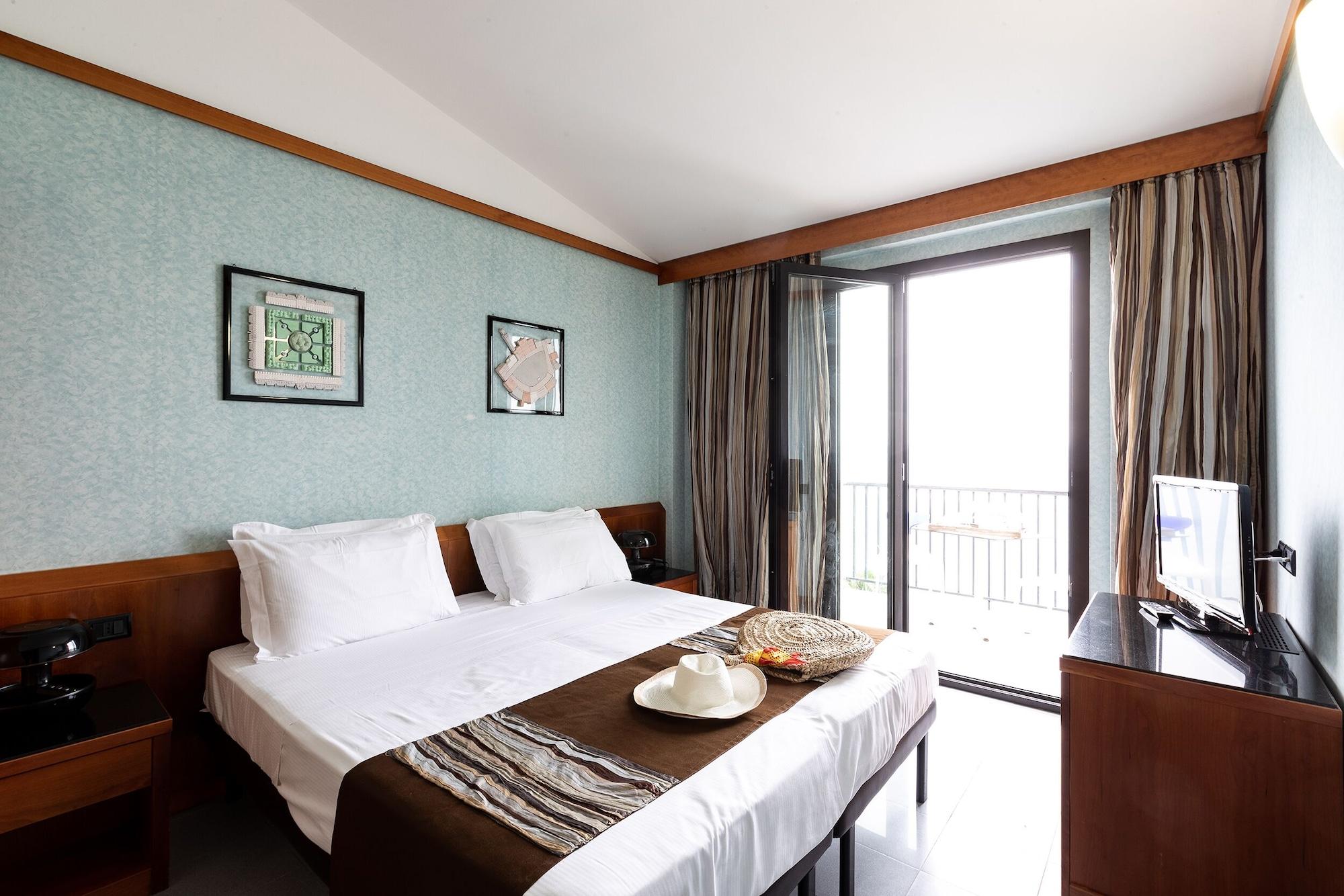 Mare Hotel Savona Ngoại thất bức ảnh