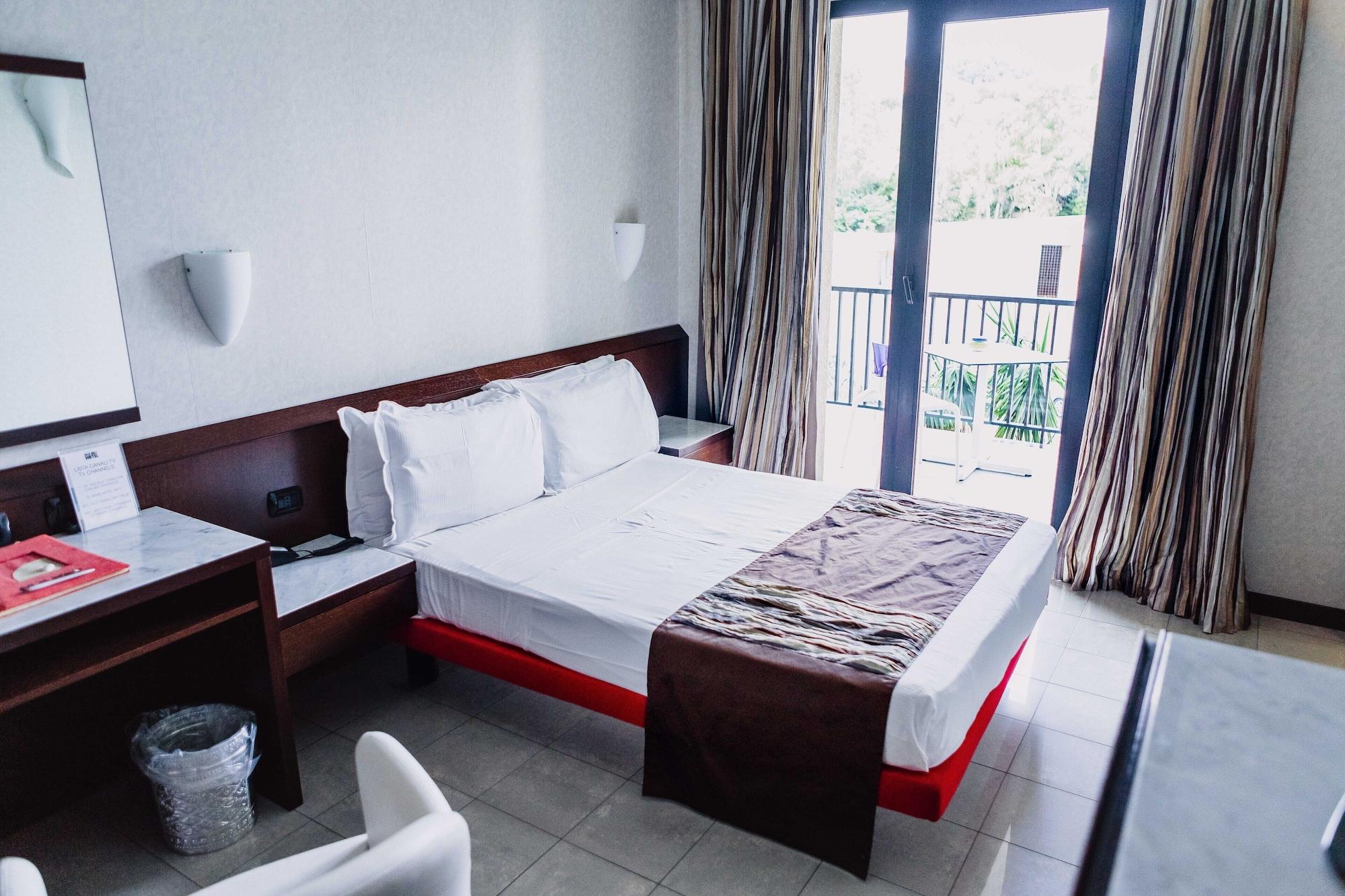 Mare Hotel Savona Ngoại thất bức ảnh