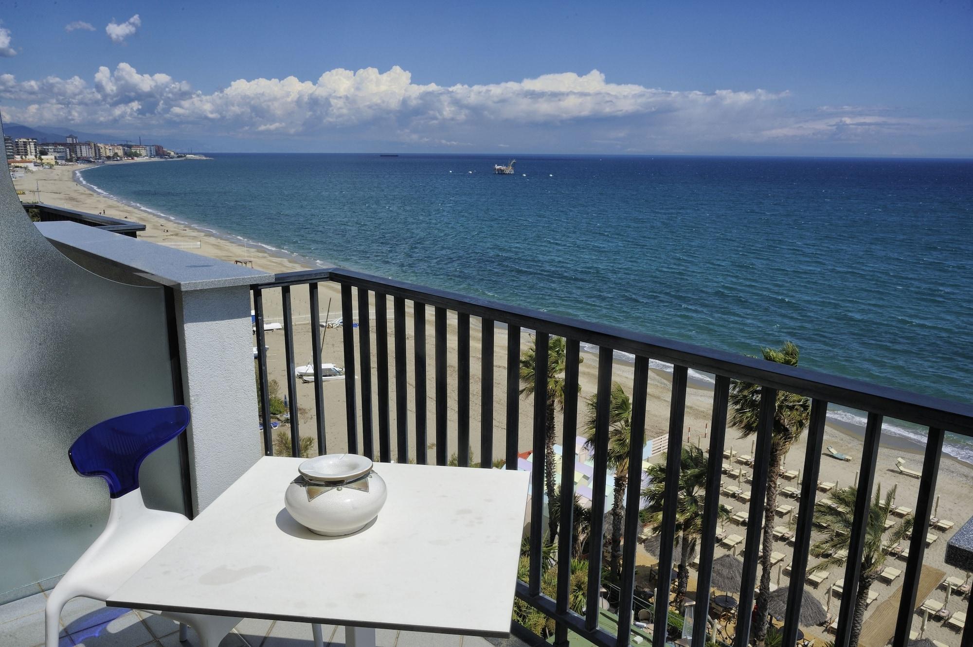 Mare Hotel Savona Ngoại thất bức ảnh